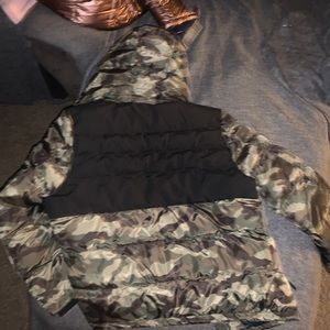 Tommy Hilfiger camo puffer jacket